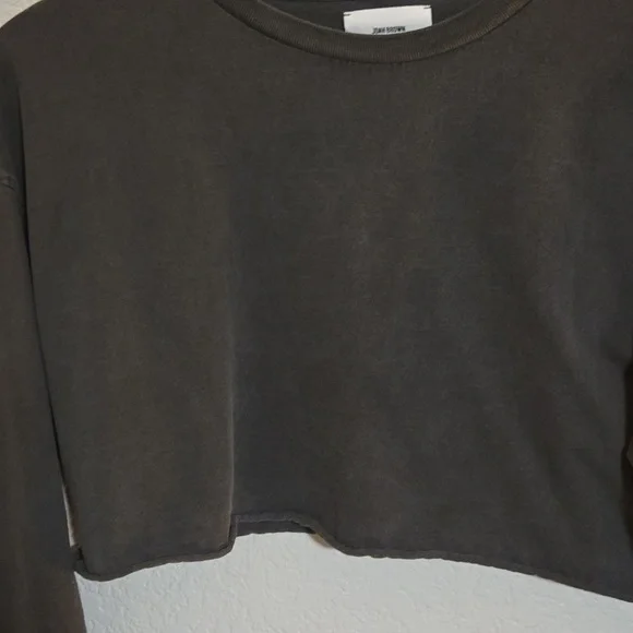 Joah Brown Dark Gray Long Sleeve Tee - Picture 8 of 12